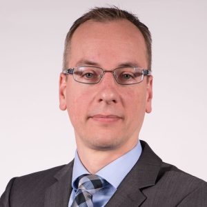 Tobias Waellisch Karer Consulting Service Space 2024